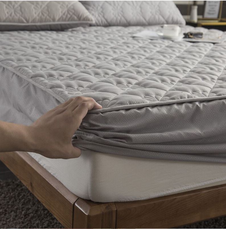 Thicken Quilted Mattress Cover